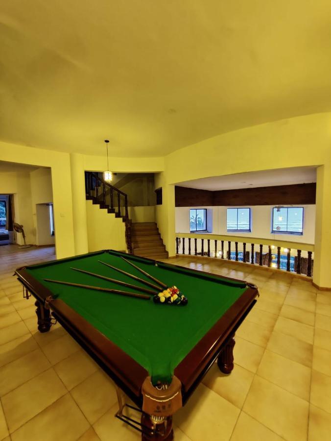 Villa Infinity By The Sea Murud  Exteriér fotografie
