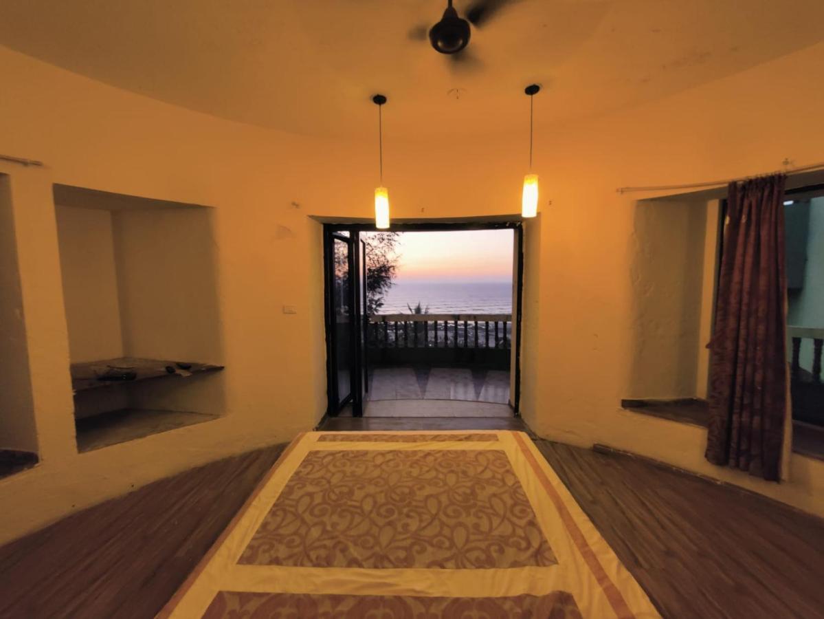 Villa Infinity By The Sea Murud  Exteriér fotografie